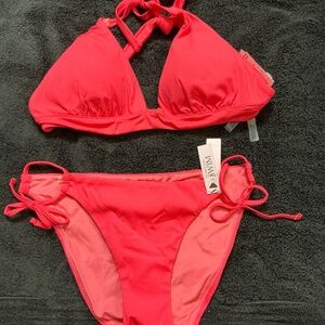 Victoria’s Secret swim bikini set. Size Medium